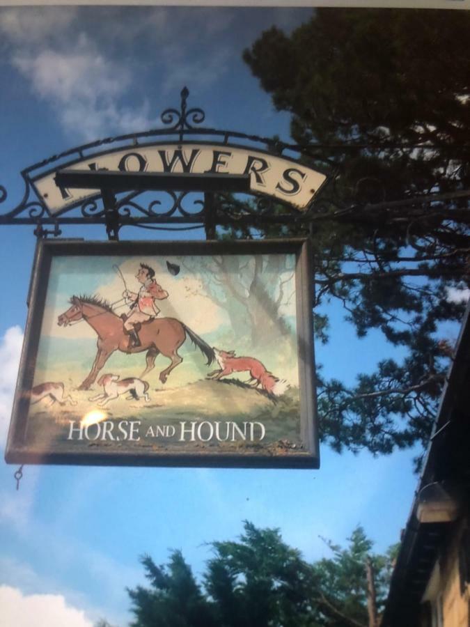 Horse & Hound Inn Broadway  Bagian luar foto